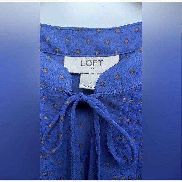 Ann Taylor Loft Periwinkle Ruffle Sleeveless Blouse Size S Women’s Stars - Picture 7 of 10
